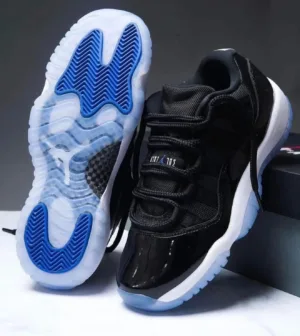J0rdan 11 Low Negro Azul