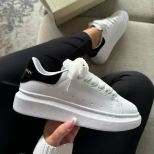 Mcqueen Blanco