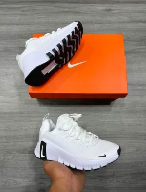 Free Metcon 6 Blanco Blanco